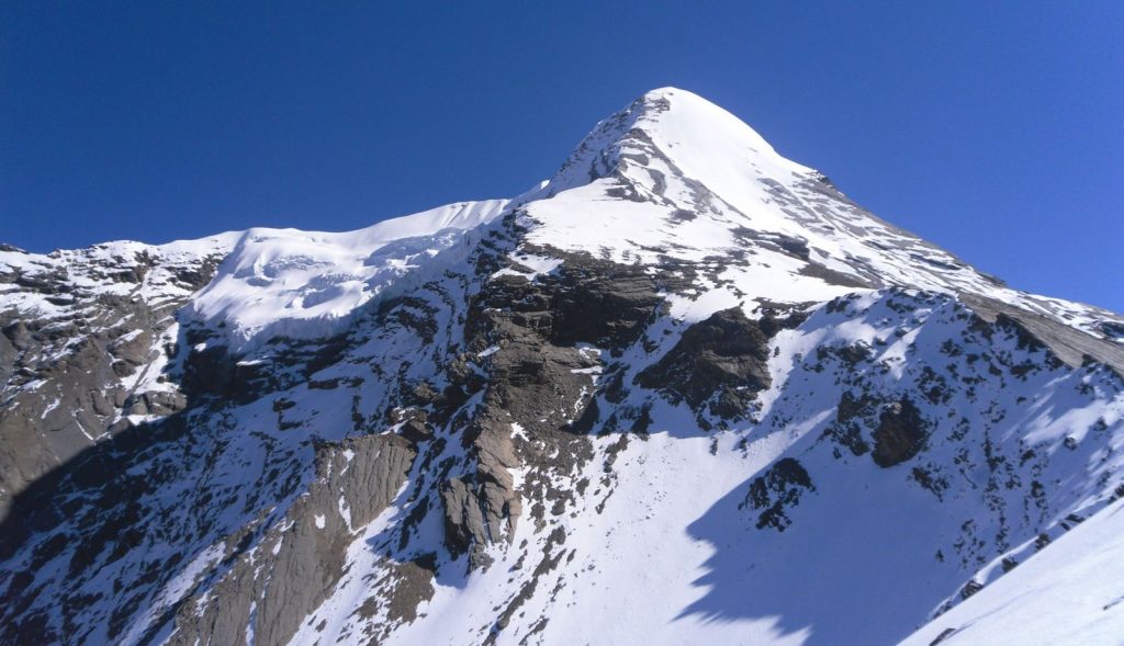 Pisang Peak Climb
